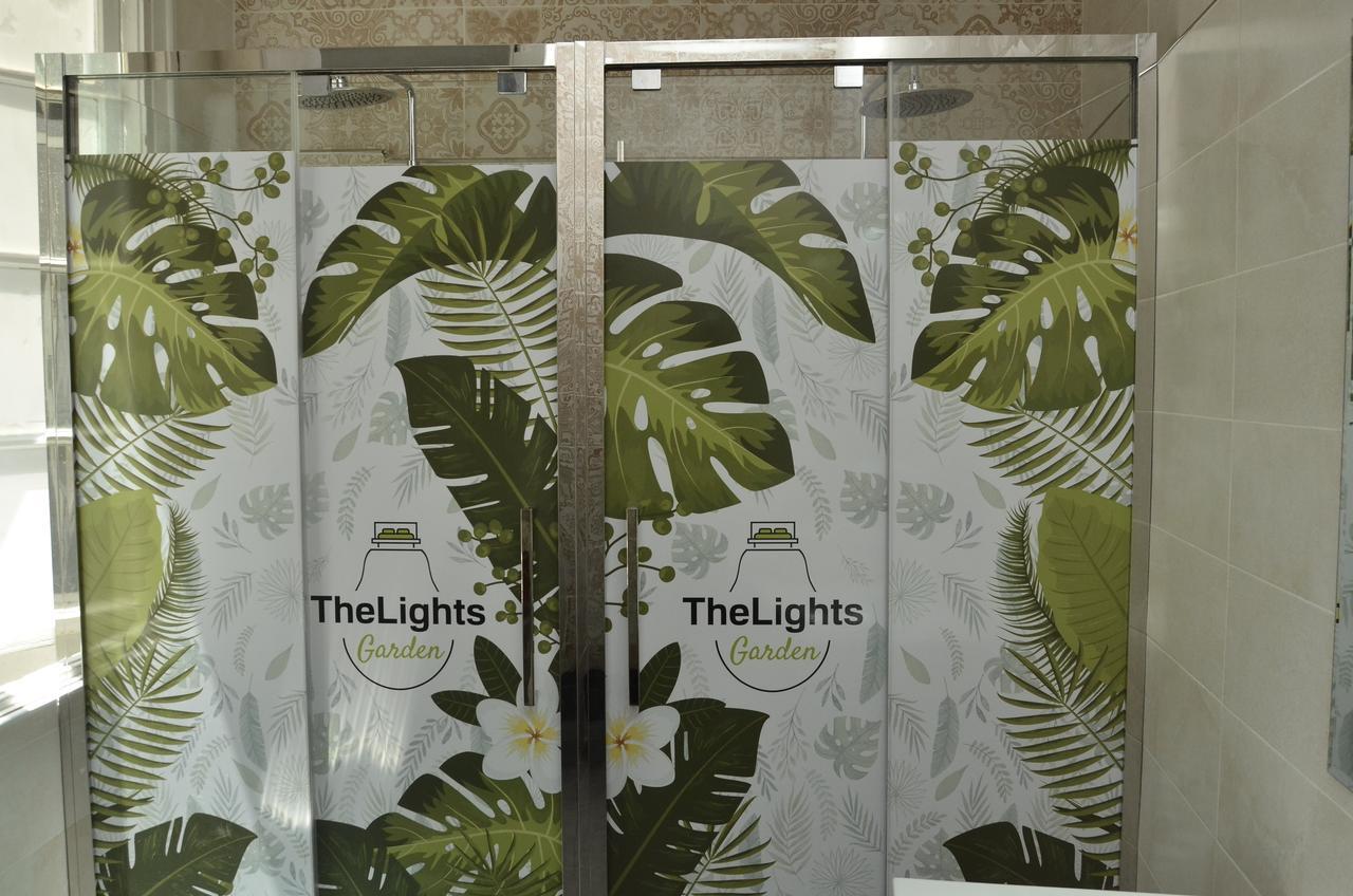 Hostel The Lights Garden Málaga